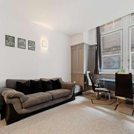 Spacious City Centre Apartment W/ Free Valet Parking Leicester Exterior foto